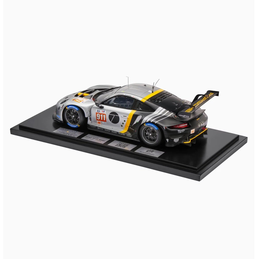 Porsche 911 RSR Michael Fassbender – Limited Edition , 1:18 Scale Model Car