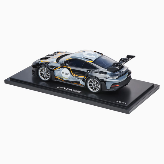 Porsche 911 GT3 RS (992) , 1:18 Scale Model Car - Weissach