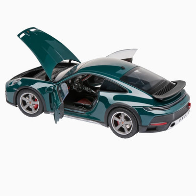 Porsche 911 Dakar (992) 1:18 Scale - Fjord Green