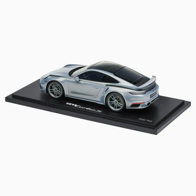 Porsche 911 Turbo S (992) Sonderwunsch - 1:18 Scale Model Car