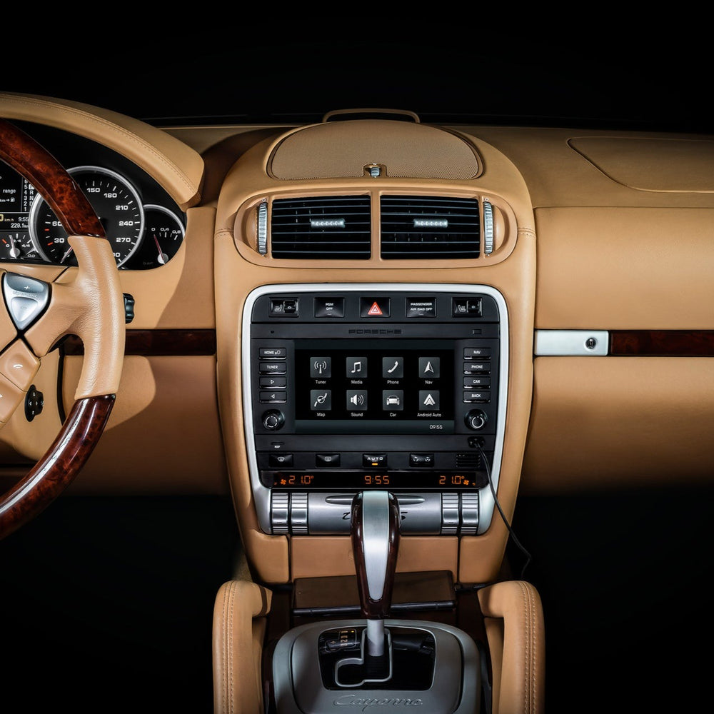 Porsche Classic Communication Management Plus (PCCM+) - Classic Radio for Cayenne E1 (2003-2008)