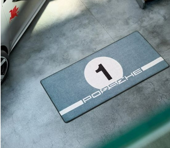 Porsche Crest Floor Mat , Black – Nero Cavallo